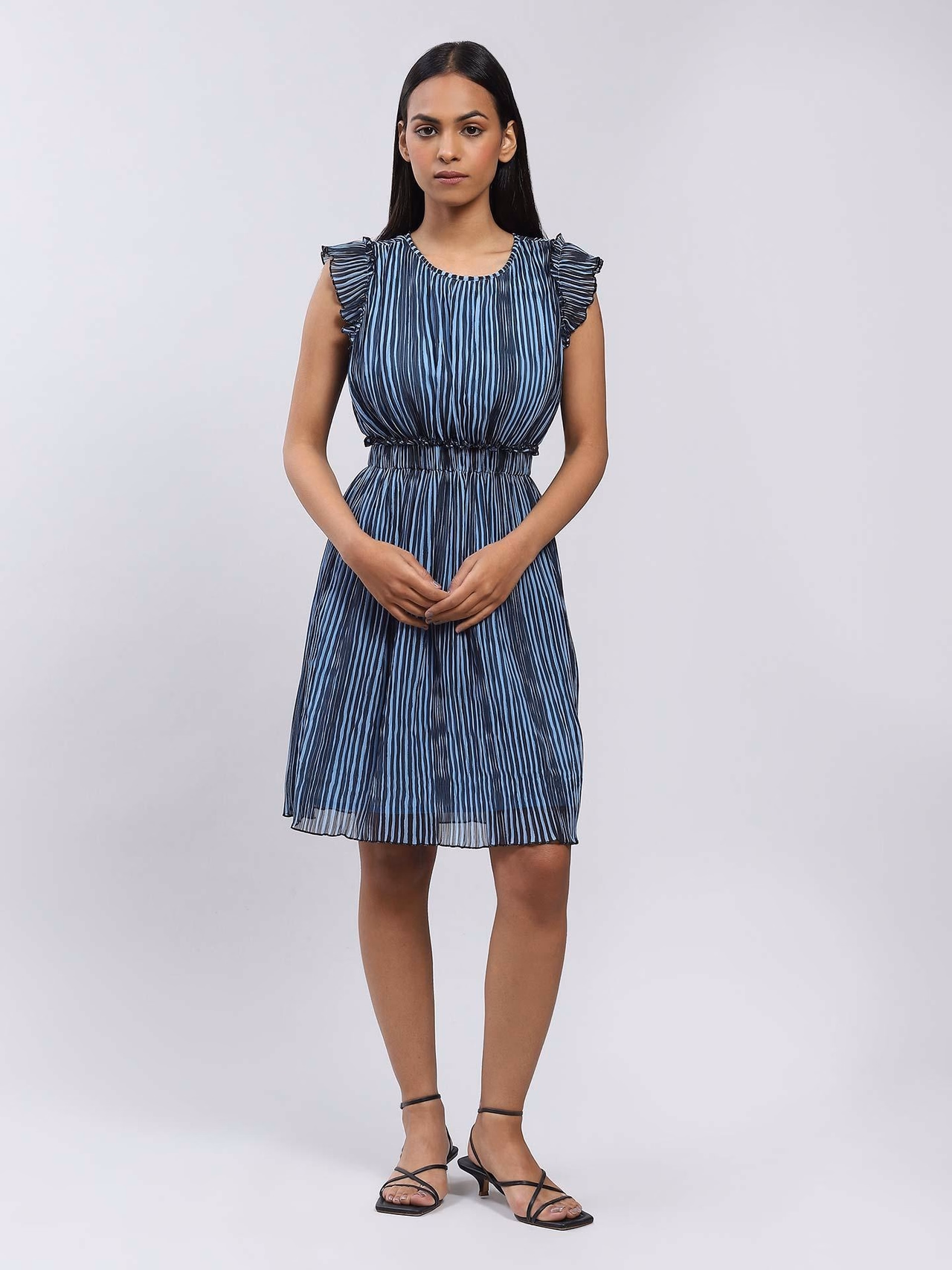 navy-leisure-basics-shift-dress (2)